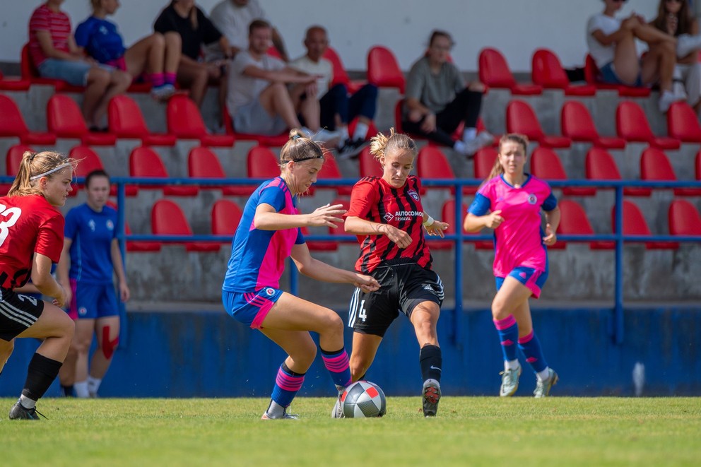 Snímka zo zápasu 5. kola Demišport ligy 2024/25 FC Spartak Trnava – ŠK Slovan Bratislava 0:4.
