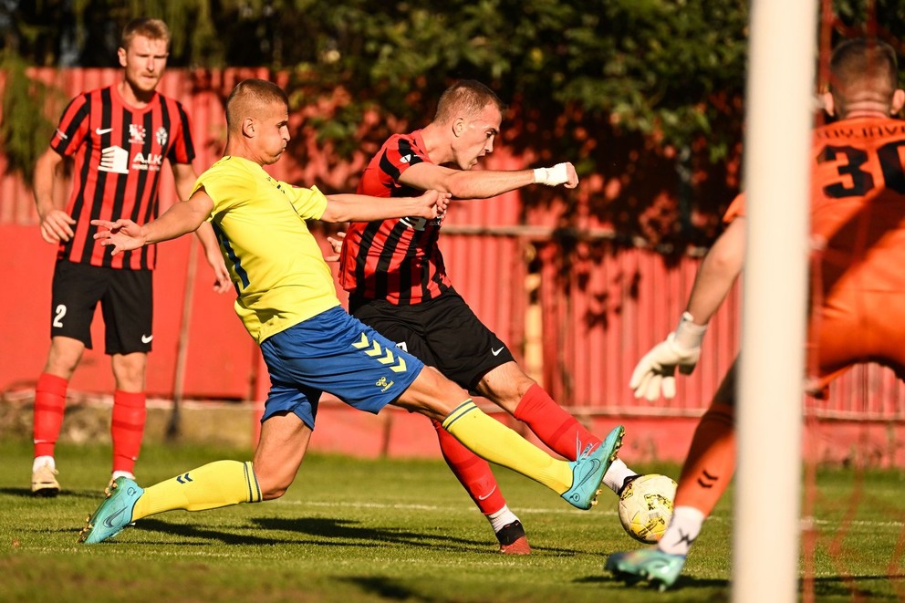 Súboj TJ Jednota Bánová proti Spartak Myjava skončil bezgólovou remízou 0:0.