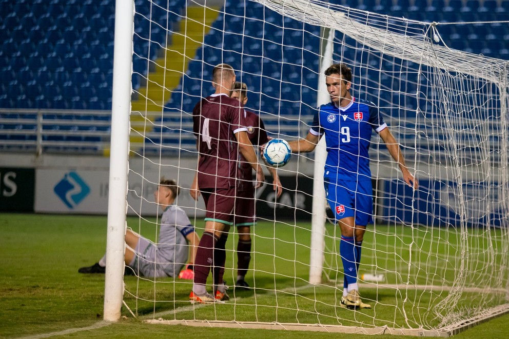 Roman Čerepkai po strelení gólu na 3:0 v prípravnom zápase Slovensko U21 – Bielorusko U21 v Dasaki Achnas na Cypre (10.9.2024)