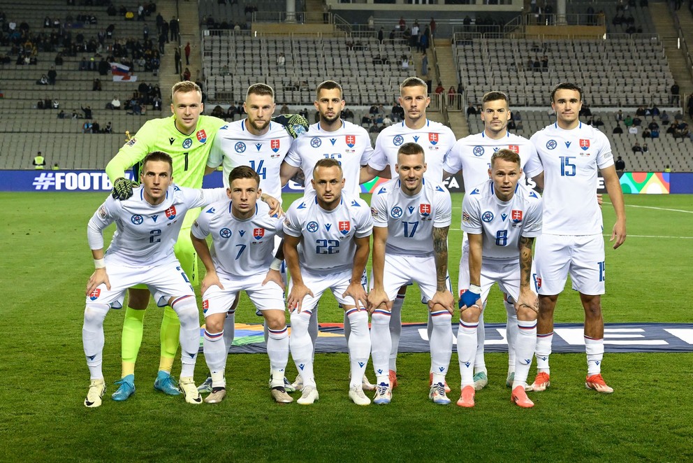 Na snímke tímová fotografia Slovákov pred zápasom 4. kola C-divízie Ligy národov Azerbajdžan - Slovensko 14. októbra 2024 v Baku v Azerbajdžane. 