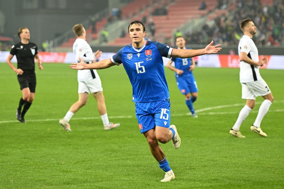 Na snímke radosť hráča Slovenska Dávida Strelca po strelení gólu na 1:0 počas zápasu C-divízie Ligy národov (LN) Slovensko - Estónsko v Trnave v utorok 19. novembra 2024.