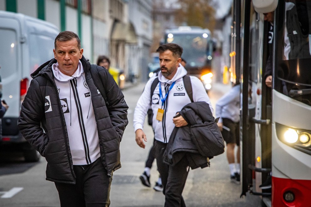 Tréner Jaroslav Kentoš pred prípravným zápasom Slovensko 21 - Holandsko 21 na štadióne v Žiline (14.11.2024).