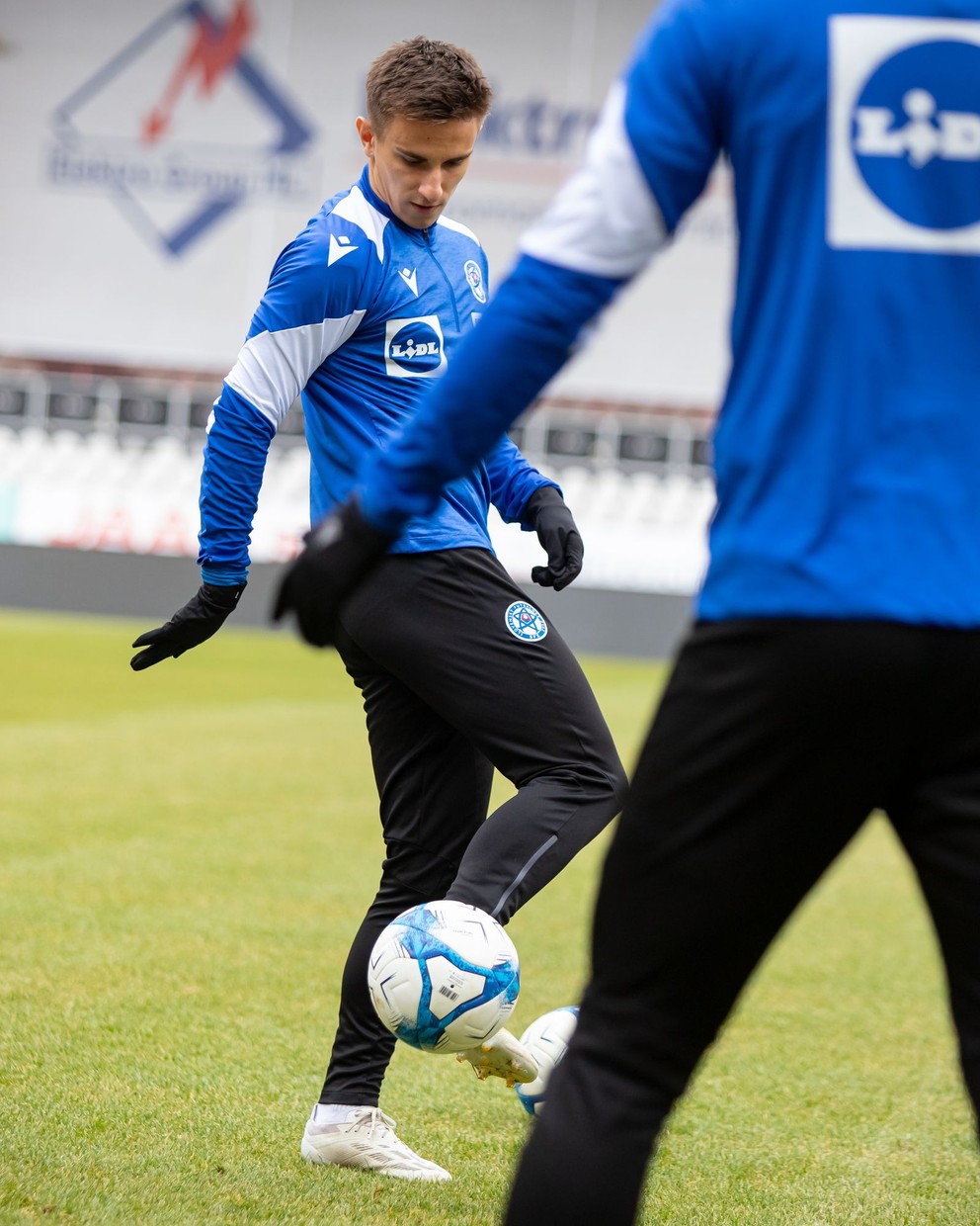 Artur Gajdoš na tréningu reprezentácie do 21 rokov v Trenčíne pred zápasom s Portugalskom (17.11.2024)