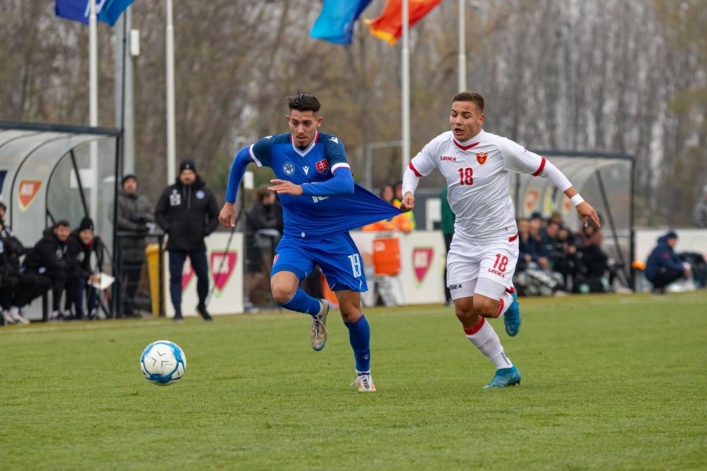 Ľuboš Praženka, Matije Badnjar v prípravnom zápase Slovensko U20 – Čierna Hora U20 v Dunajskej Strede (19.11.2024)