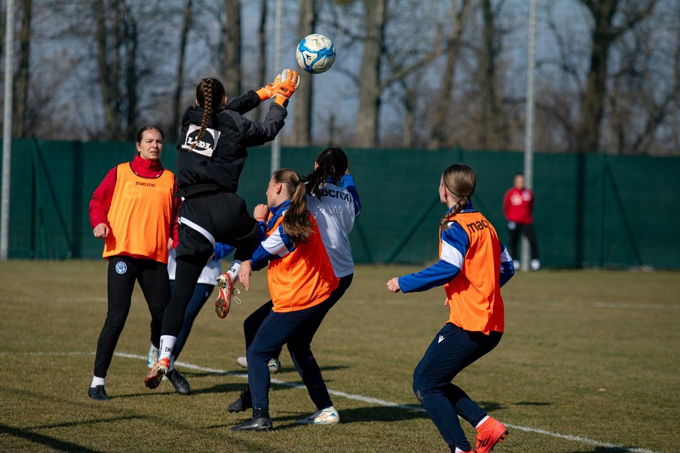 Tréning reprezentácie žien do 17 rokov pred 2. fázou kvalifikácie ME 2025 v Šamoríne (02.03.2025)