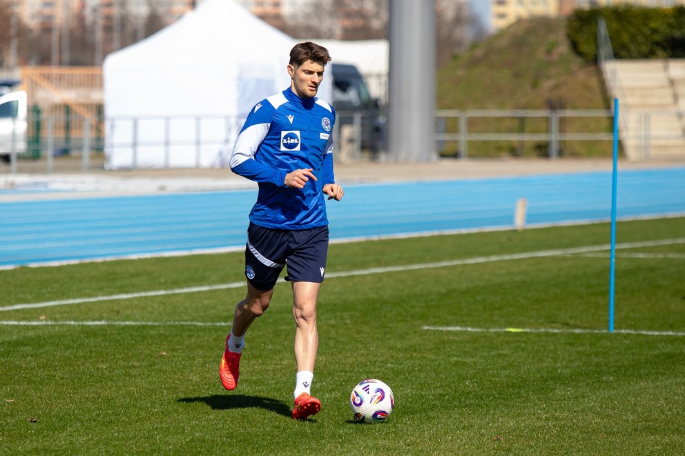 Sebastian Kóša na tréningu reprezentácie do 21 rokov v Šamoríne pred dvojzápasom s Nemeckom a Francúzskom (18.3.2025)