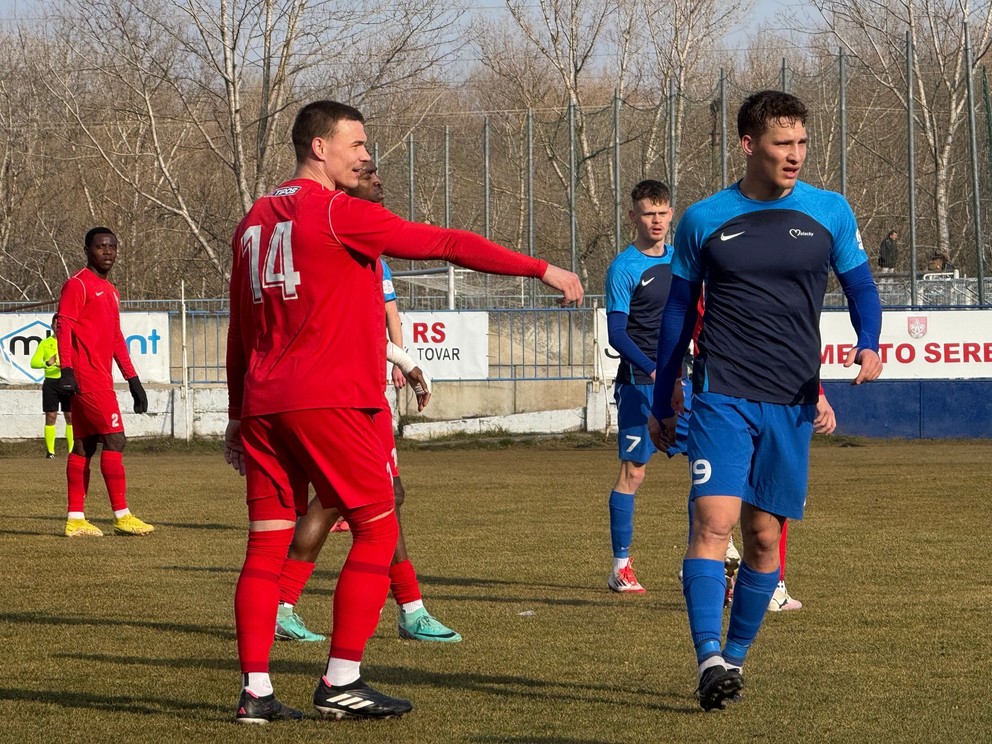 Dolník (vpravo) strelil dva góly v zápase proti Fomatu a prispel tak k otočke z 0:2 na 3:2.