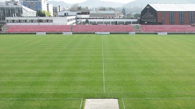 Na tomto štadióne sa rozhodlo, že námestovský MŠK sa v budúcej sezóne v druhej lige nepredstaví.