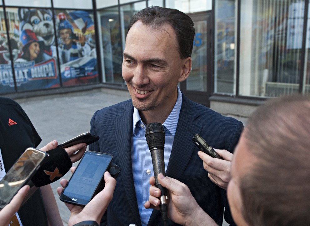 Miroslav Šatan ako generálny manažér Tímu Európy na Svetovom pohári sleduje osobne výkony jednotlivých hokejistov na šampionáte v Rusku.