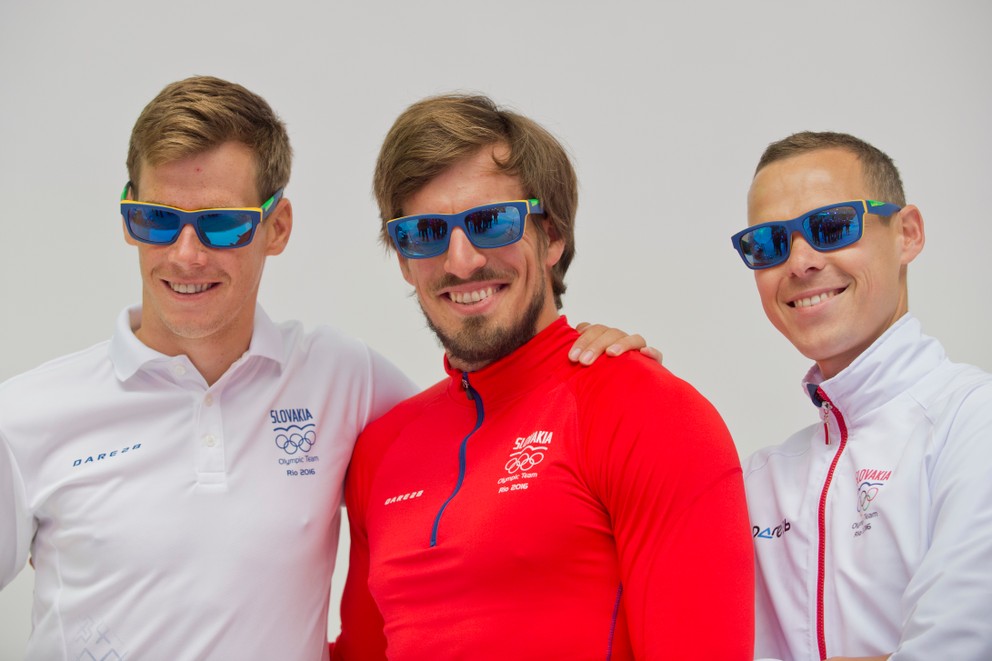 Triatlonista Richard Varga, rýchlostný kanoista Peter Gelle a chodec Matej Tóth