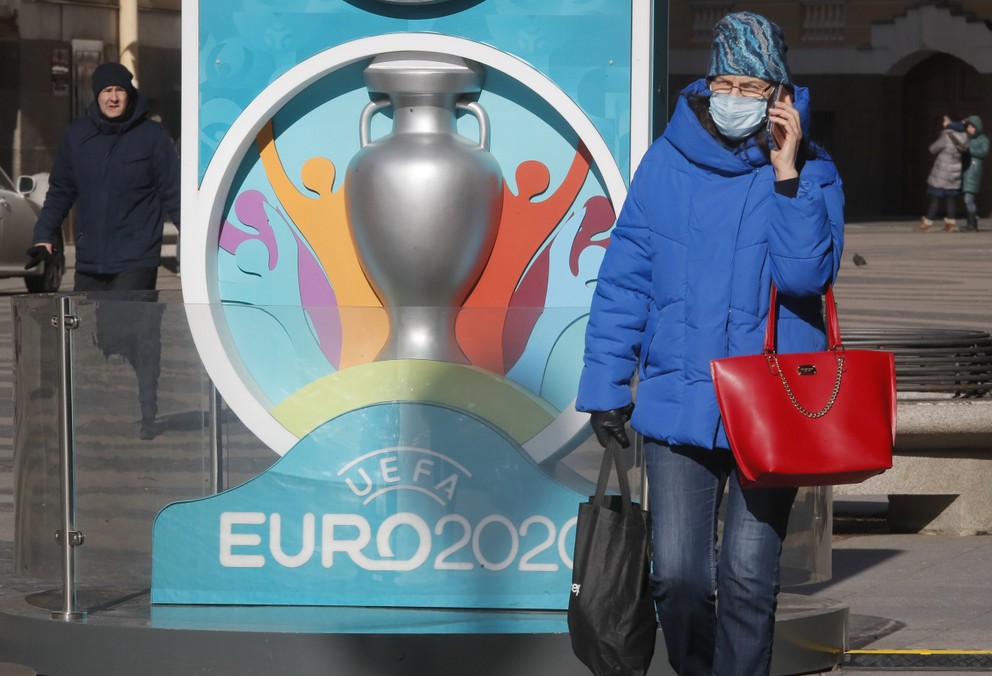 Vírus zasiahol aj futbalové EURO. 