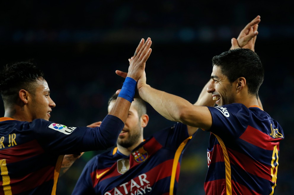 Neymar (vľavo) si so Suarezom rozumie dokonale.