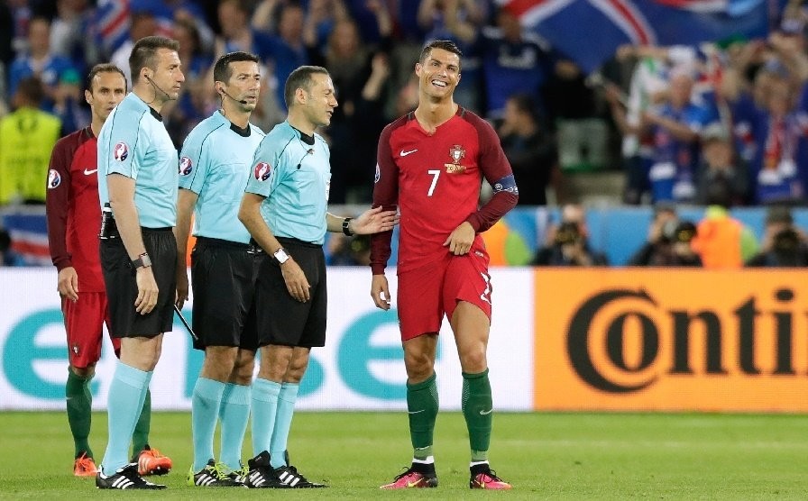 Ronaldo po zápase s Islandom nebol nadšený.