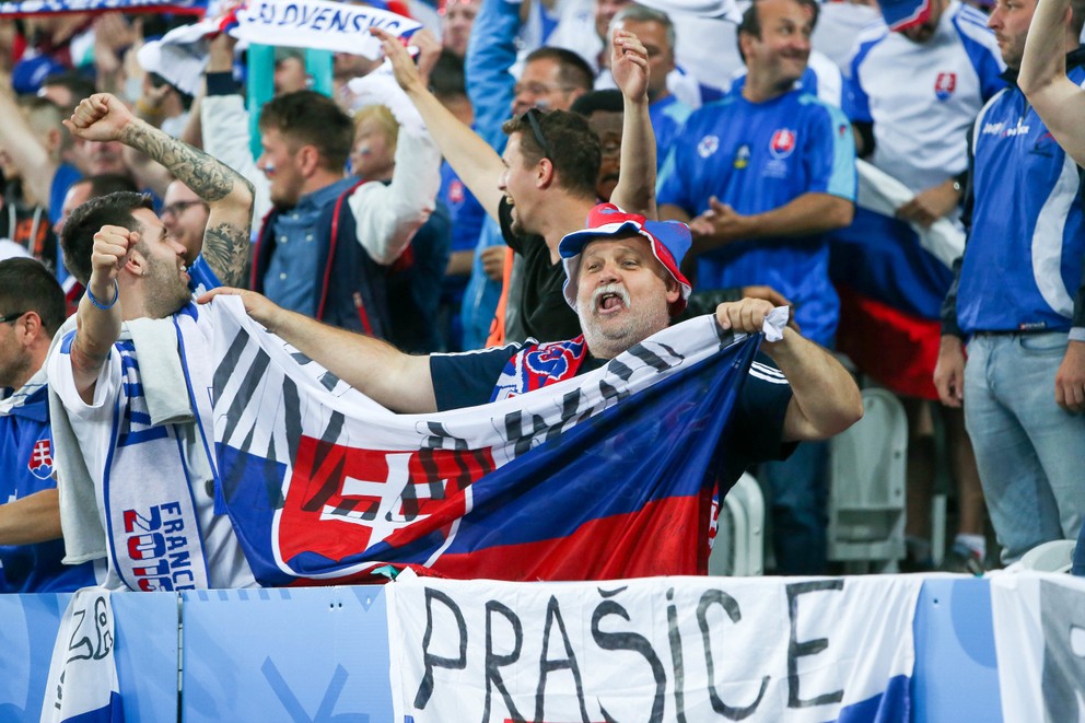 Na futbal zavítali ľudia z rôznych kútov Slovenska.