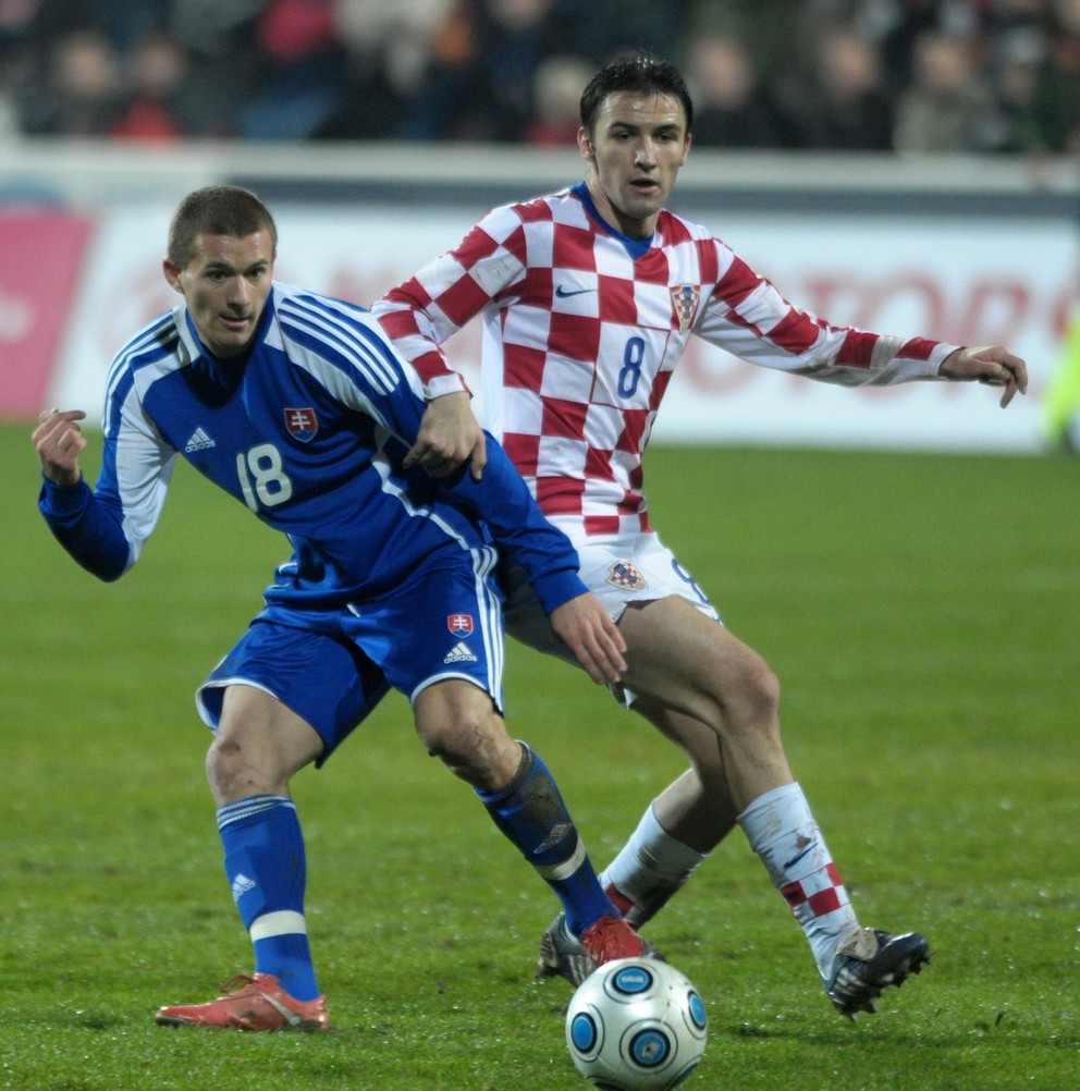 Milan Badelj (vpravo) sa pred necelými siedmimi rokmi predstavil aj v Zlatých Moravciach v rámci kvalifikácie na ME hráčov do 21 rokov. 