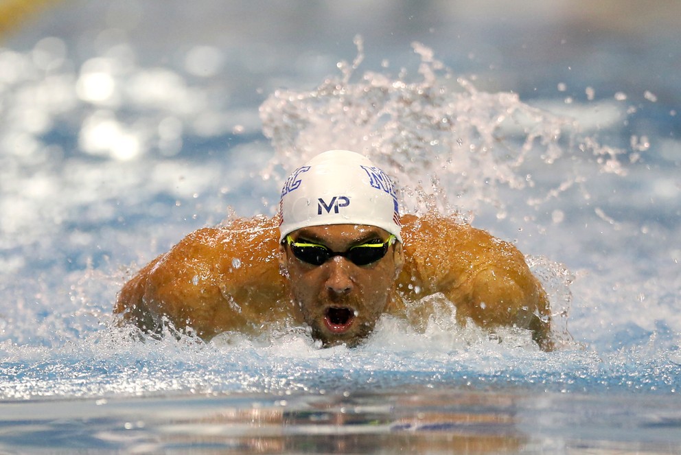 200 m motýlik je prvá disciplína, v ktorej sa Phelps presadil na svetovej scéne.