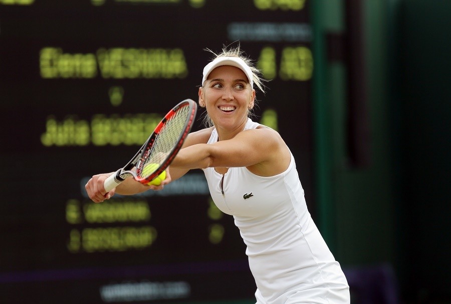 Jelena Vesninová sa ako päťdesiata hráčka sveta dostala už do štvrťfinále Wimbledonu.