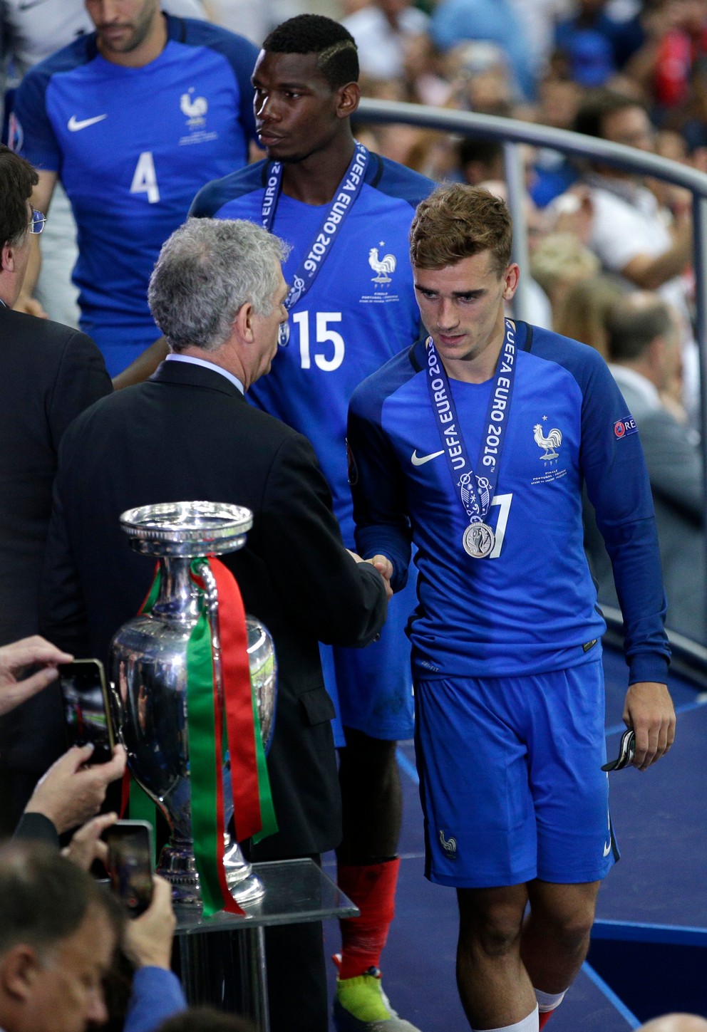 Futbalisti Francúzska získali na domácom európskom šampionáte strieborné medaily.
