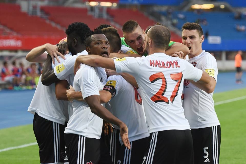 Futbalisti Trnavy doplácajú na správanie fanúšikov.