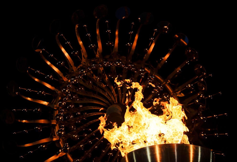 V Riu už horí olympijský oheň.