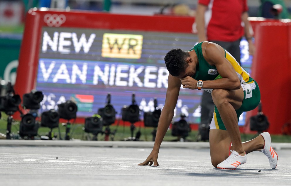 Van Niekerk prekonal svetový rekord v behu na 400 metrov.