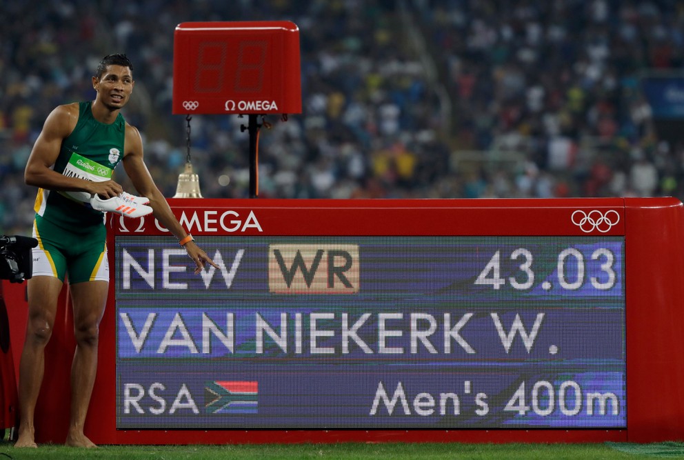 Van Niekerk prepísal dlhoročne najlepší čas histórie priamo v olympijskom finále.