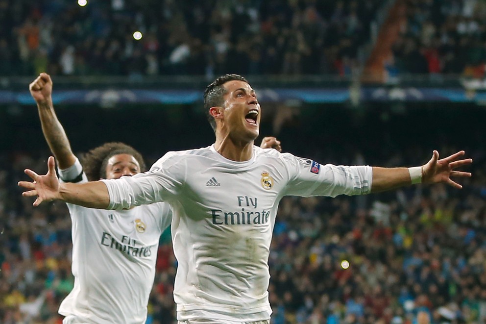 Cristiano Ronaldo by po podpise novej zmuvy zostal v Madride ešte štyri roky.