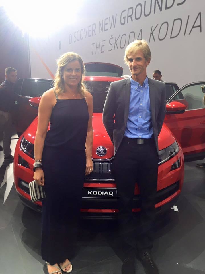 Na svetovej premiére nového automobilu Škoda Kodiaq sa stretla s cyklistom Petrom Velitsom.