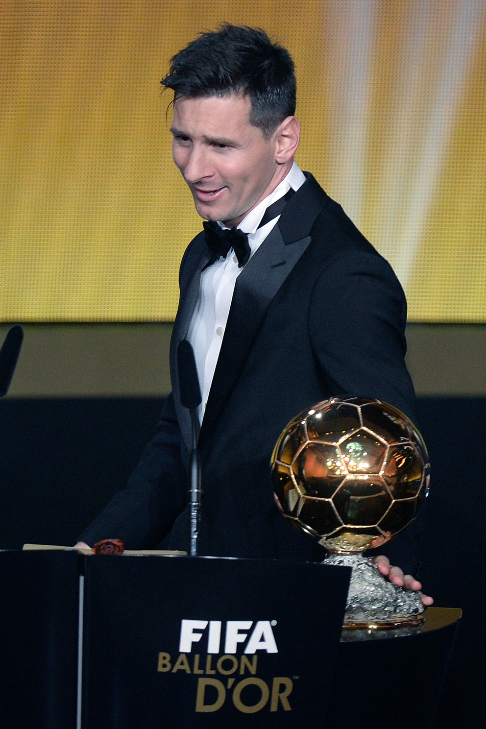 Minulý rok sa zo zisku Zlatej lopty tešil Lionel Messi.