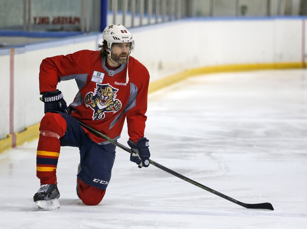 Jaromír Jágr sa pripravuje na svoju 23. sezónu v NHL.
