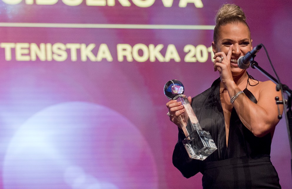Dominika Cibulková sa pri ďakovnej reči rozplakala.