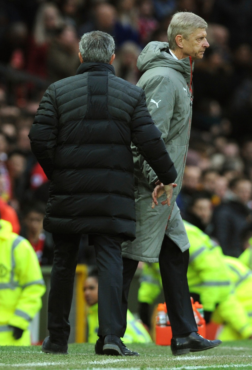 Jose Mourinho a Arsene Wenger sa rozišli zmierlivo.