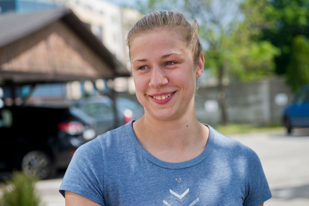 Andrea Podmaníková je talentovanou slovenskou plavkyňou.