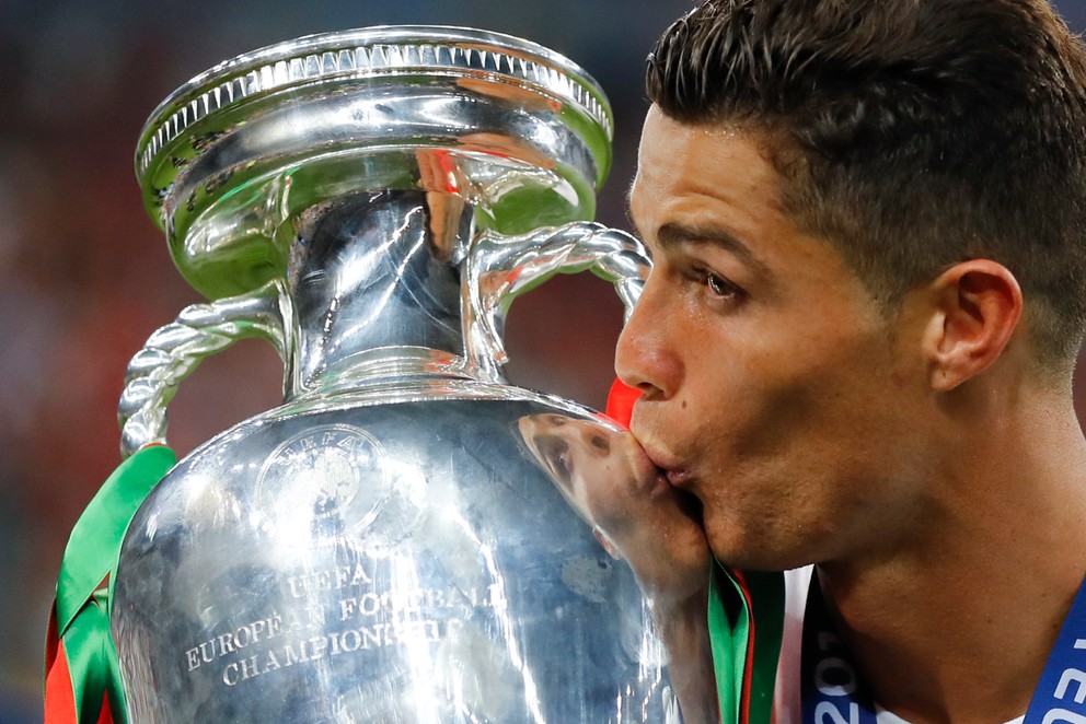 Cristiano Ronaldo má za sebou veľmi úspešný rok. Okrem iného sa stal s Portugalskom majstrom Európy.