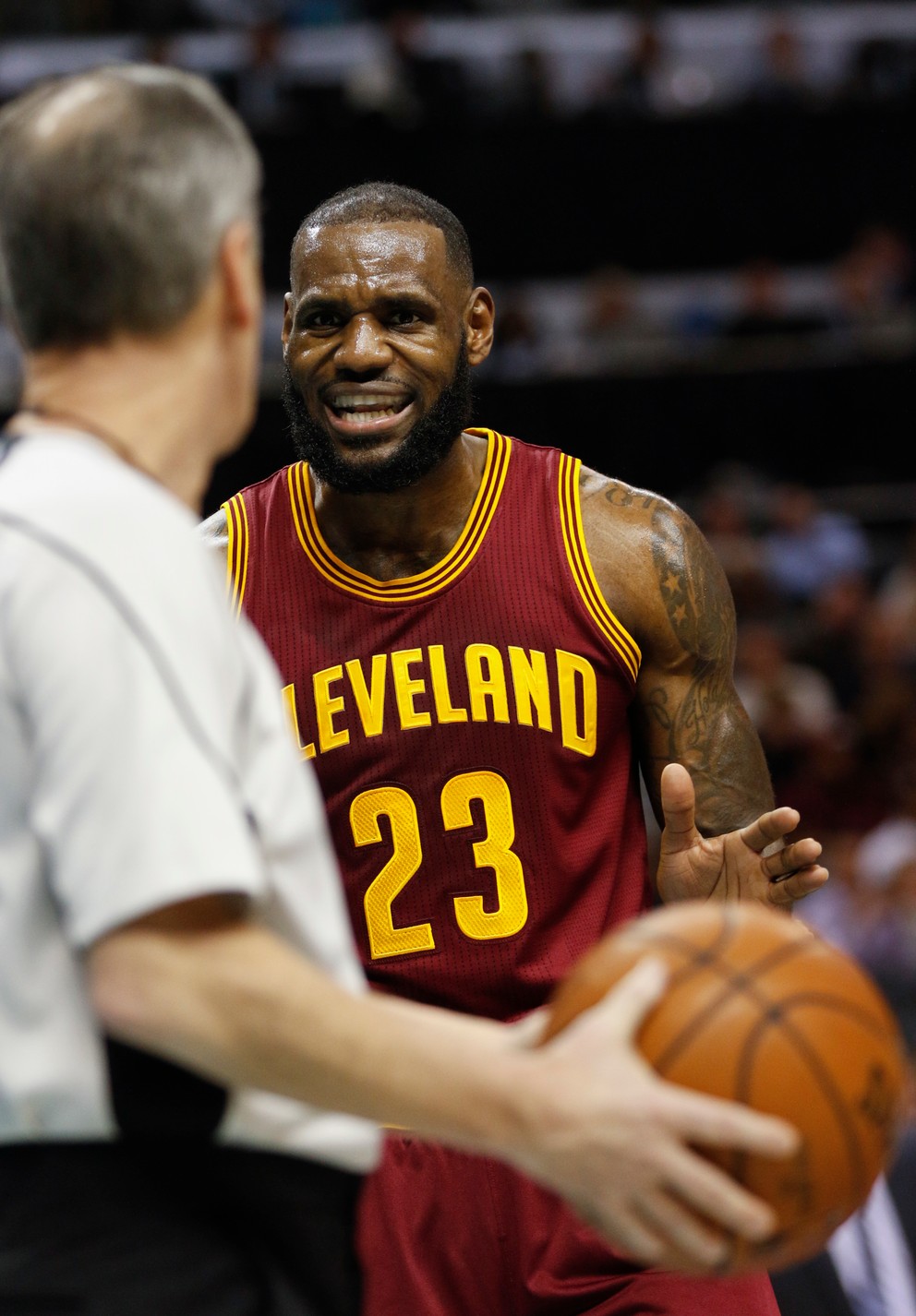 LeBron James bol opäť hviezdou svojho tímu.