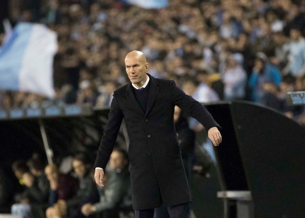 Tréner Realu Madrid Zinedine Zidane figuruje v nominácii na najlepšieho trénera roka podľa FIFA.