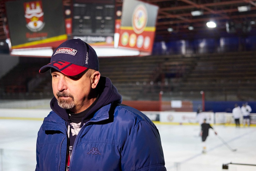 Tréner slovenskej hokejovej reprezentácie Zdeno Cíger.