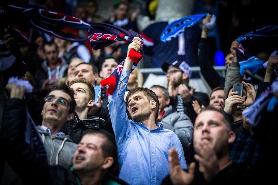 Fanúšikovia Slovana vytvorili na každom zápase skvelú atmosféru.