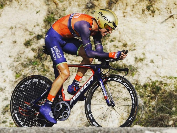 Ondřej Cink na časovkárskom bicykli ešte ani poriadne netrénoval. Ale v časovke obsadil výborné 15. miesto.