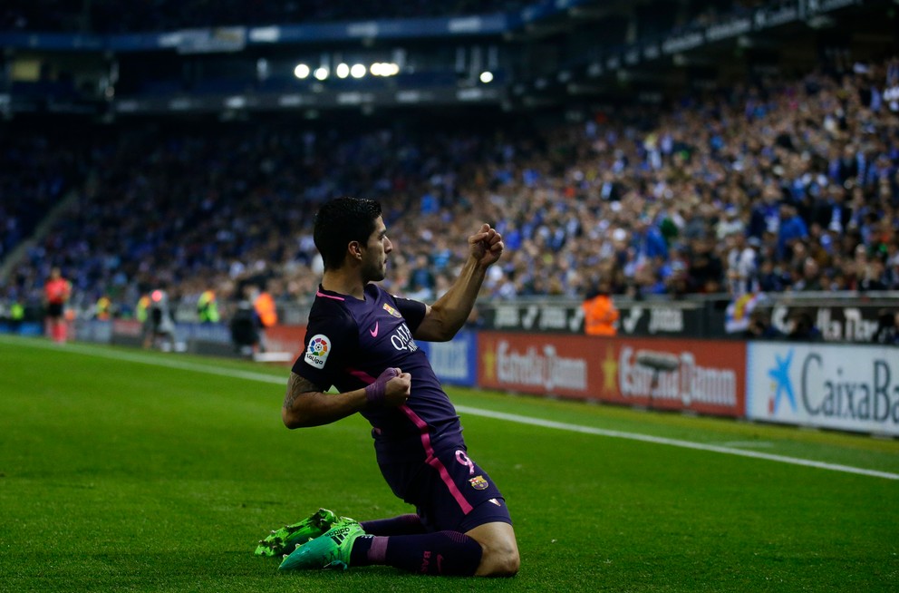 Luis Suarez pomohol Barcelone k triumfu dvoma gólmi.