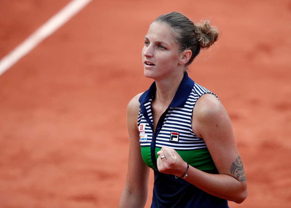 Česká tenistka Karolína Plíšková sa prebojovala na Roland Garros medzi osem najlepších.