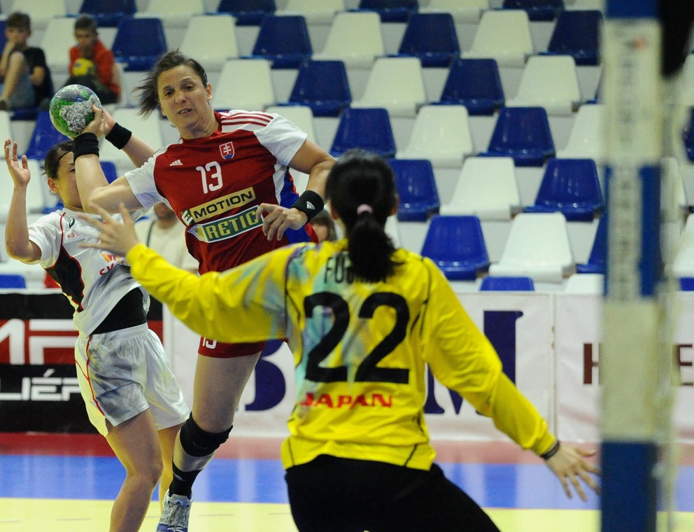 Katarína Dubajová v streleckom náprahu.