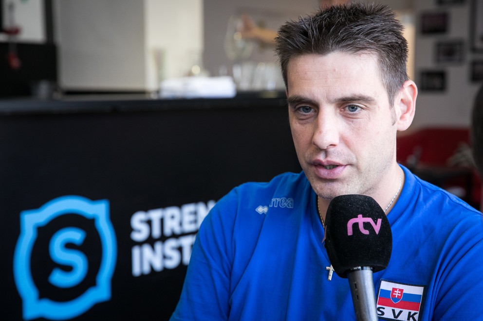 Tréner volejbalistov Andrej Kravárik je sám bývalý skvelý hráč.