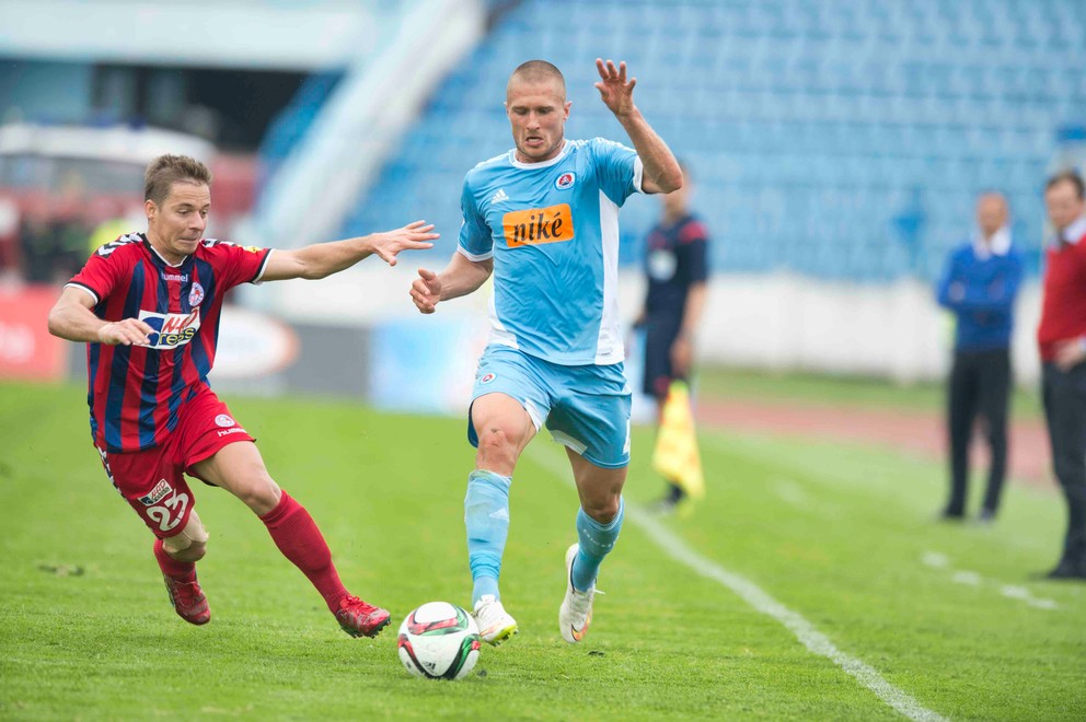 Erik Čikoš (vpravo) už v Slovane Bratislava pôsobil.