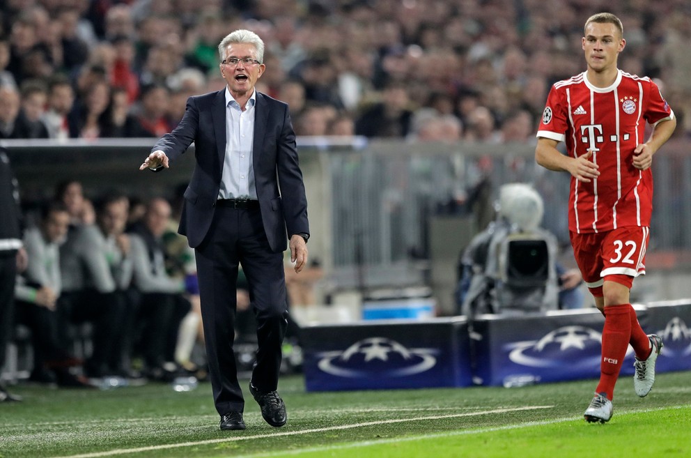 Dokedy ostane Juup Heynckes (vľavo) na lavičke Bayernu? 