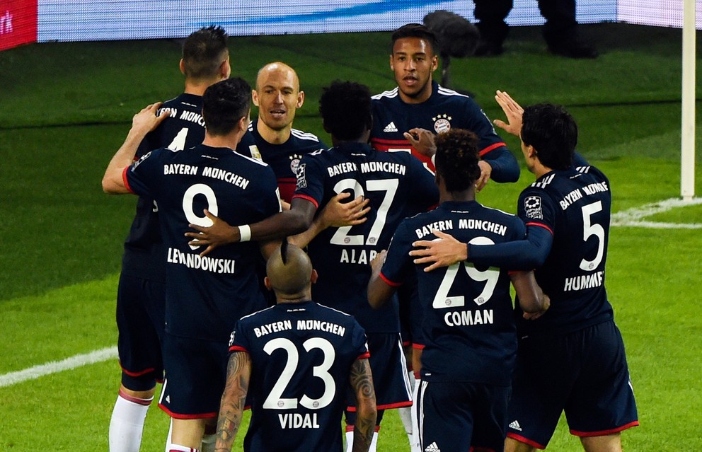 Hráči Bayernu sa tešili z triumfu nad Hamburgom.