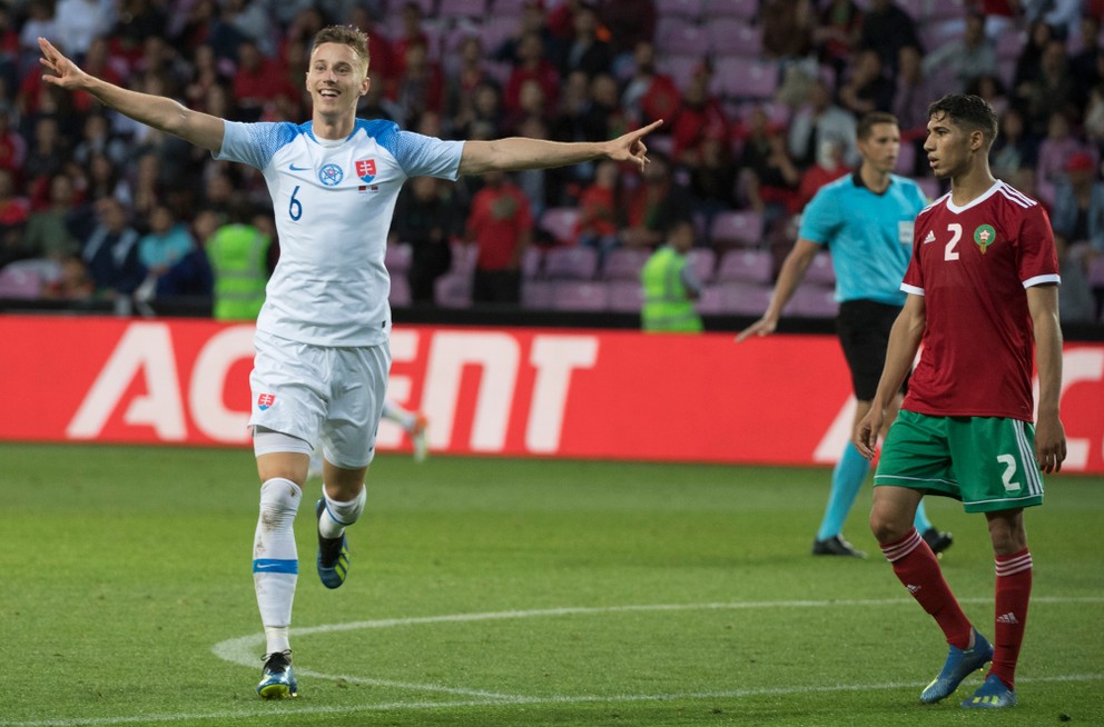 Ján Greguš sa raduje zo svojho gólu.