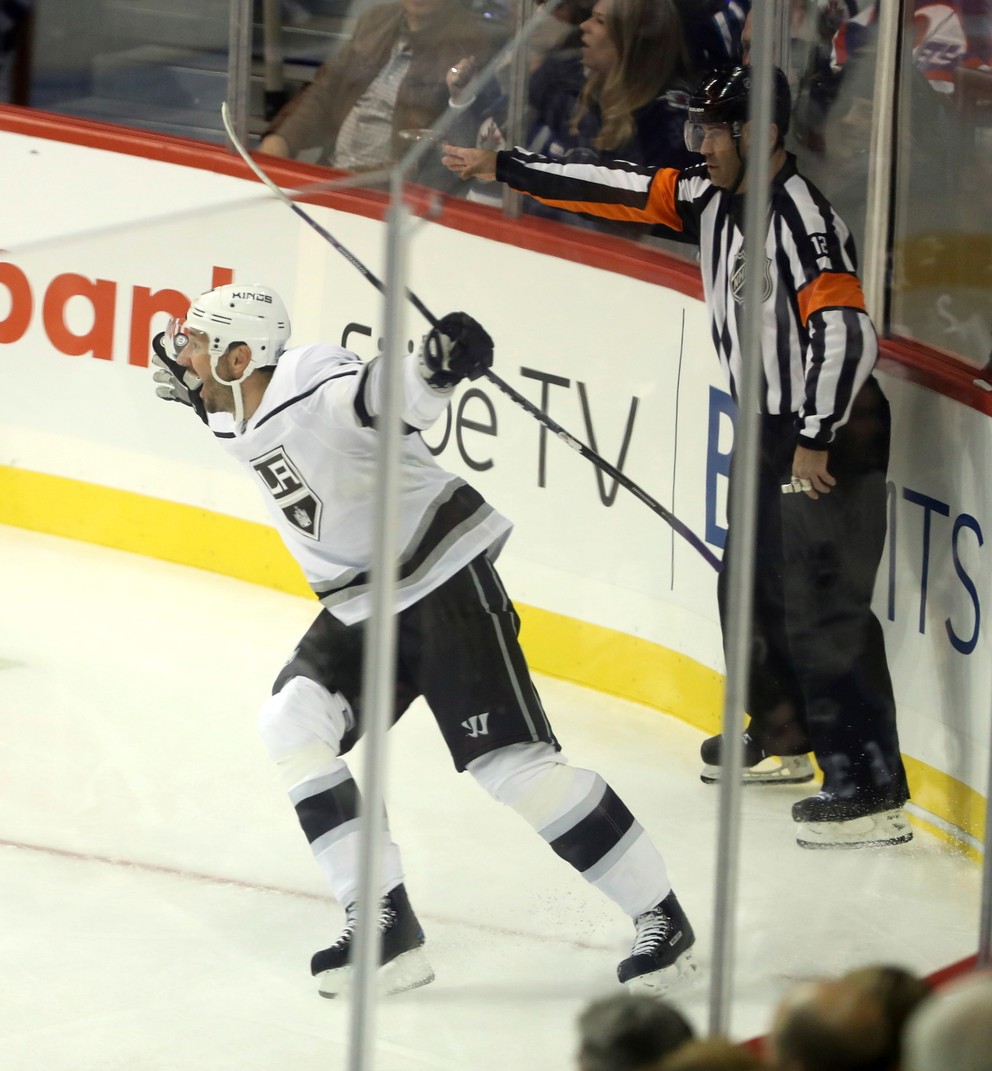 Iľja Kovaľčuk sa raduje zo svojho prvého gólu po návrate do NHL.