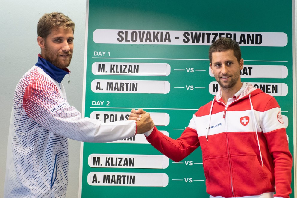 Daviscupový zápas Slovenska so Švajčiarskom otvorí Martin Kližan so Sandrom Ehratom.