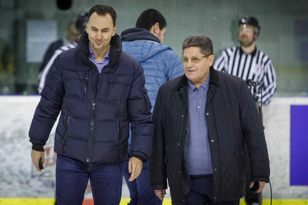 Sergej Makarov a Miroslav Šatan v rámci hokejového turnaja mládeže v Bratislave.